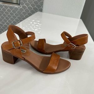 Steve Madden Block Heel Sandals